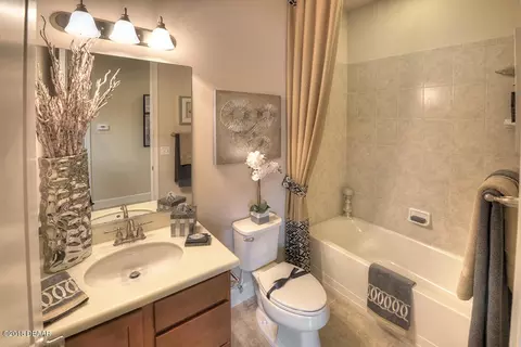 840 Aldenham Ln, Ormond Beach, FL 32174 photo 9
