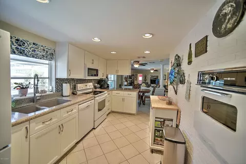 111 Ellicott Dr, Ormond Beach, FL 32176 photo 25