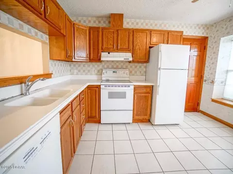 144 Riverwalk Ct, Ormond Beach, FL 32176 photo 8