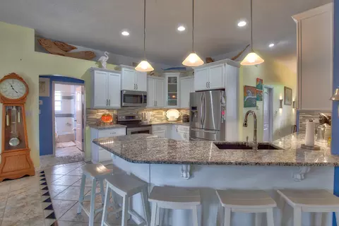 8 Sand Point Cir, Ormond Beach, FL 32174 photo 5