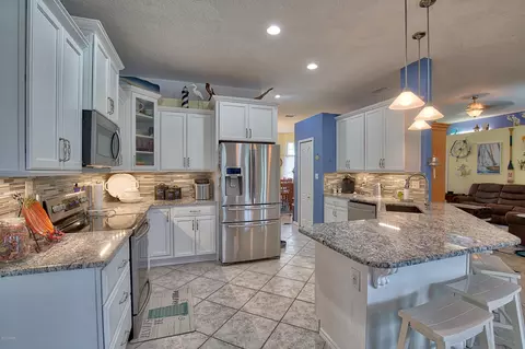8 Sand Point Cir, Ormond Beach, FL 32174 photo 6