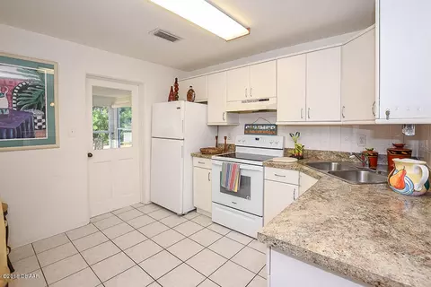 30 Margaret Rd, Ormond Beach, FL 32176 photo 8