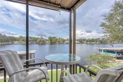 1640 Juno Trl #204E, Astor, FL 32102 photo 8