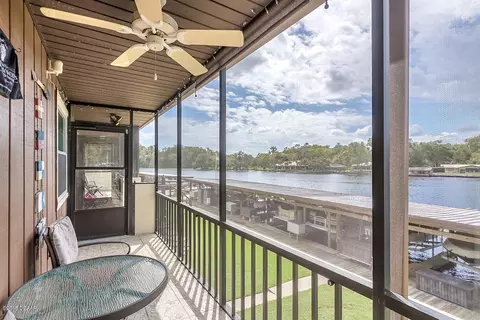 1640 Juno Trl #204E, Astor, FL 32102 photo 6