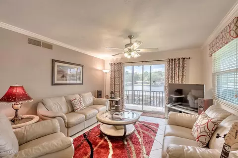 1640 Juno Trl #204E, Astor, FL 32102 photo 12