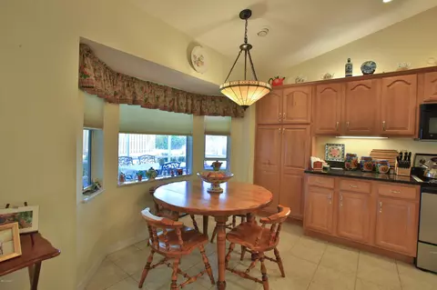 2821 Pine Tree Dr, Edgewater, FL 32141 photo 7