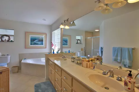 2821 Pine Tree Dr, Edgewater, FL 32141 photo 16