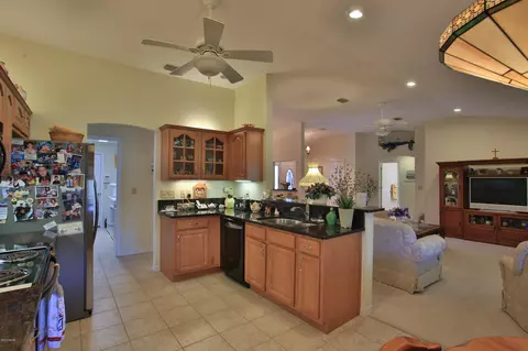 2821 Pine Tree Dr, Edgewater, FL 32141 photo 10