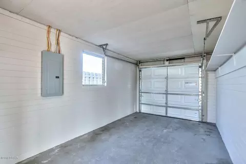 42 Azalea Dr, Ormond Beach, FL 32176 photo 4