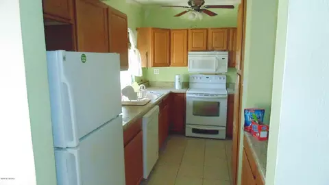16 La Palma St, Ormond Beach, FL 32176 photo 2
