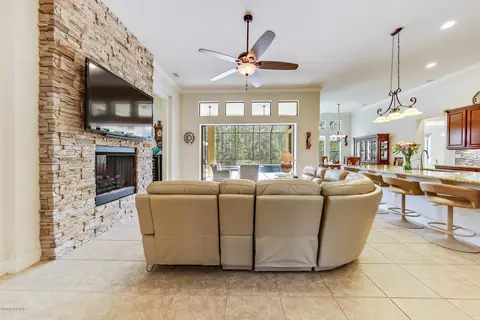 672 Southlake Dr, Ormond Beach, FL 32174 photo 8