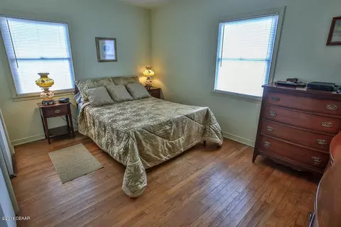 215 Benjamin Dr, Ormond Beach, FL 32176 photo 4