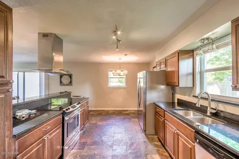 43 Mayfield Cir, Ormond Beach, FL 32174 photo 6