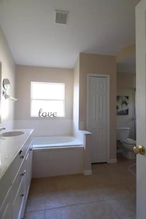 538 Coral Trace Blvd, Edgewater, FL 32132 photo 9