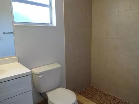 8 Lakeview Cir, Ormond Beach, FL 32174 photo 8