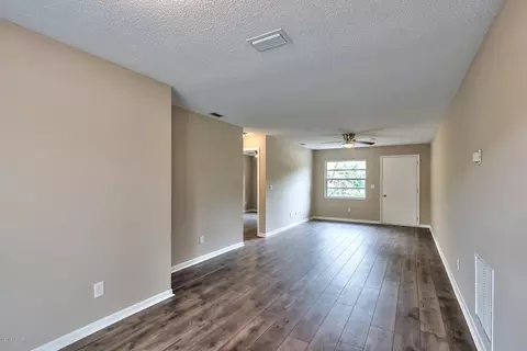 1057 Beulah Dr, Edgewater, FL 32132 photo 2