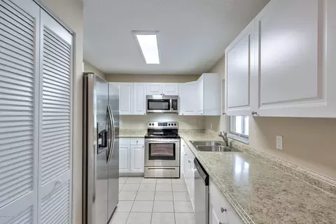 1057 Beulah Dr, Edgewater, FL 32132 photo 7