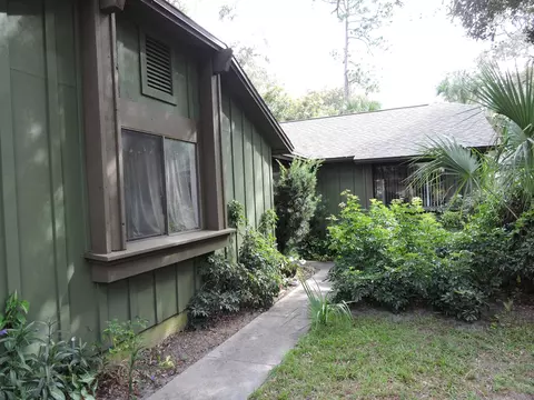 20 Waterford Ct, Ormond Beach, FL 32174 photo 2