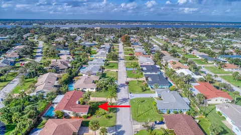 210 Ellicott Dr, Ormond Beach, FL 32176 photo 5