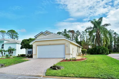 23 Bay Pointe Dr, Ormond Beach, FL 32174 photo 2