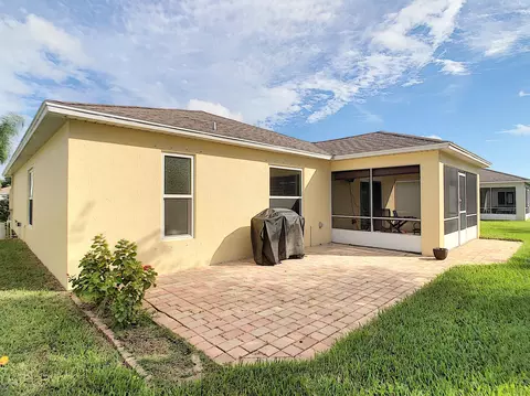 226 Tree Branch Ln, Edgewater, FL 32141 photo 2