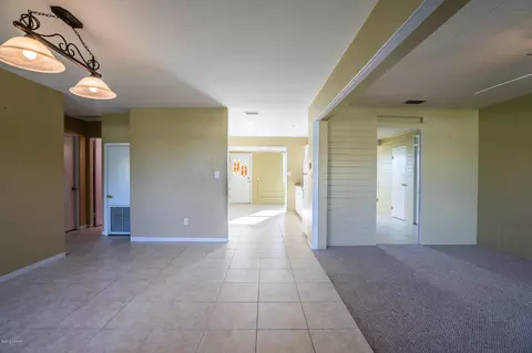 9 Tropical Dr, Ormond Beach, FL 32176 photo 3