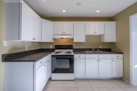 9 Tropical Dr, Ormond Beach, FL 32176 photo 9