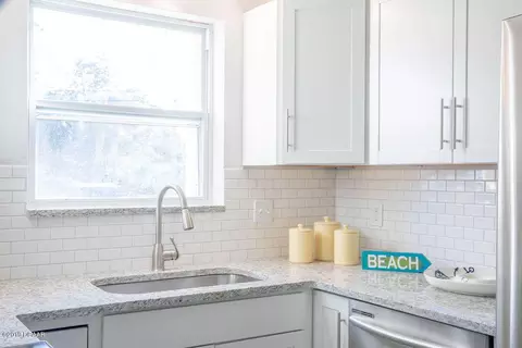 591 N Halifax Dr, Ormond Beach, FL 32176 photo 13