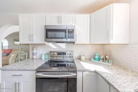 591 N Halifax Dr, Ormond Beach, FL 32176 photo 10