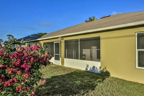 3222 Willow Oak Dr, Edgewater, FL 32141 photo 6