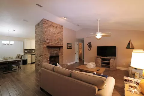 47 Longfellow Cir, Ormond Beach, FL 32176 photo 3