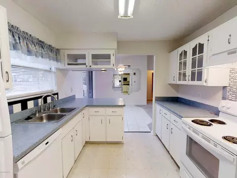 2726 Queen Palm Dr, Edgewater, FL 32141 photo 9