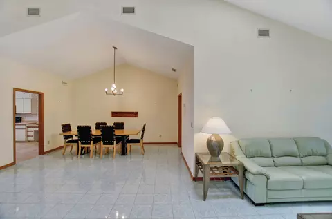 17 Julie Dr, Ormond Beach, FL 32176 photo 17