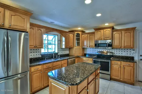 73 Sandcastle Dr, Ormond Beach, FL 32176 photo 6