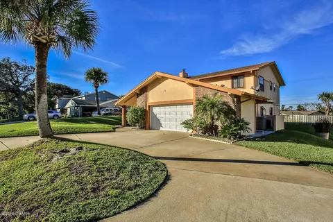 73 Sandcastle Dr, Ormond Beach, FL 32176 photo 10