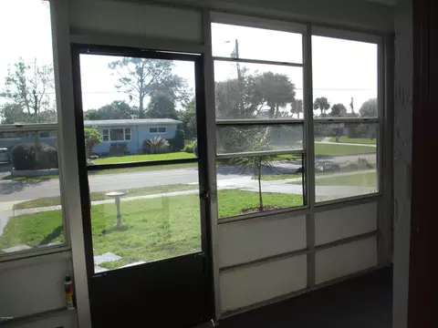 79 Rockefeller Dr, Ormond Beach, FL 32176 photo 9