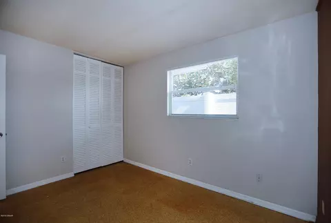 33 Plaza Dr, Ormond Beach, FL 32176 photo 11