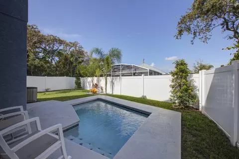 153 Avalon Dr, Ormond Beach, FL 32176 photo 8