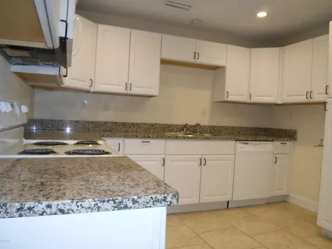 469 Hammock Ln, Ormond Beach, FL 32174 photo 2