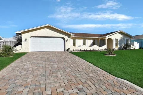 58 E Sea Harbor Dr, Ormond Beach, FL 32176 photo 3