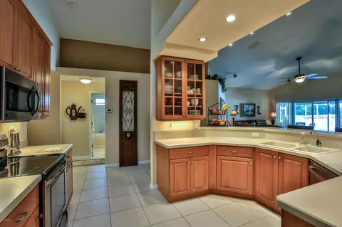 39 Peruvian Ln, Ormond Beach, FL 32174 photo 9