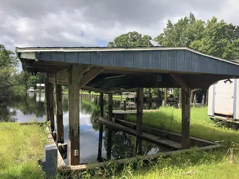 24706 Fox Rd, Astor, FL 32102 photo 5
