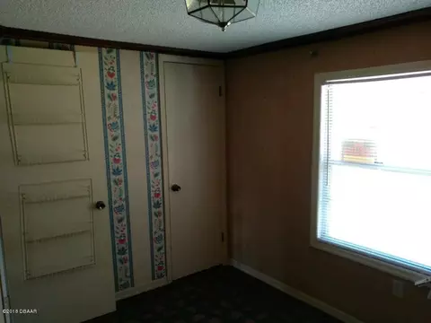 24706 Fox Rd, Astor, FL 32102 photo 10
