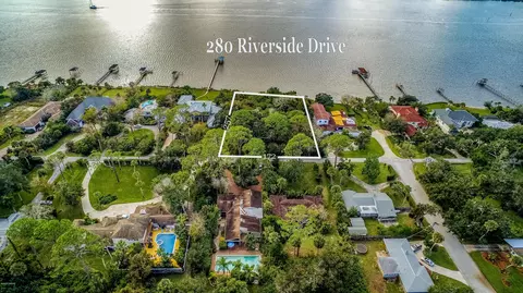 280 Riverside Dr, Ormond Beach, FL 32176 photo 2
