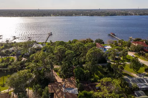 280 Riverside Dr, Ormond Beach, FL 32176 photo 4