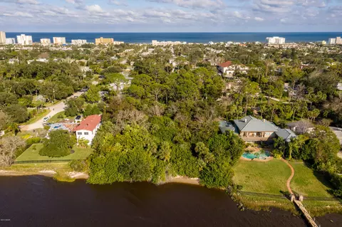 280 Riverside Dr, Ormond Beach, FL 32176 photo 5