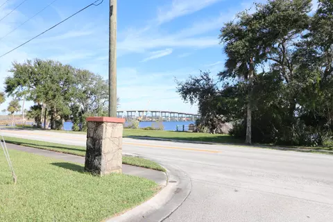 65 Live Oak Ave, Ormond Beach, FL 32174 photo 4