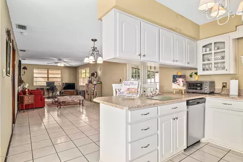 16 Starlight Dr, Ormond Beach, FL 32176 photo 7