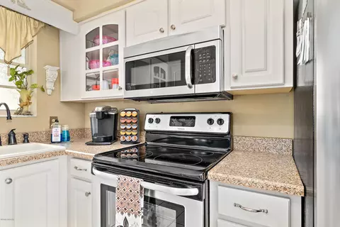 16 Starlight Dr, Ormond Beach, FL 32176 photo 6