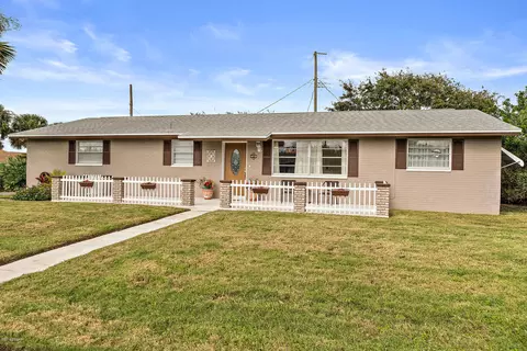 16 Starlight Dr, Ormond Beach, FL 32176 photo 1